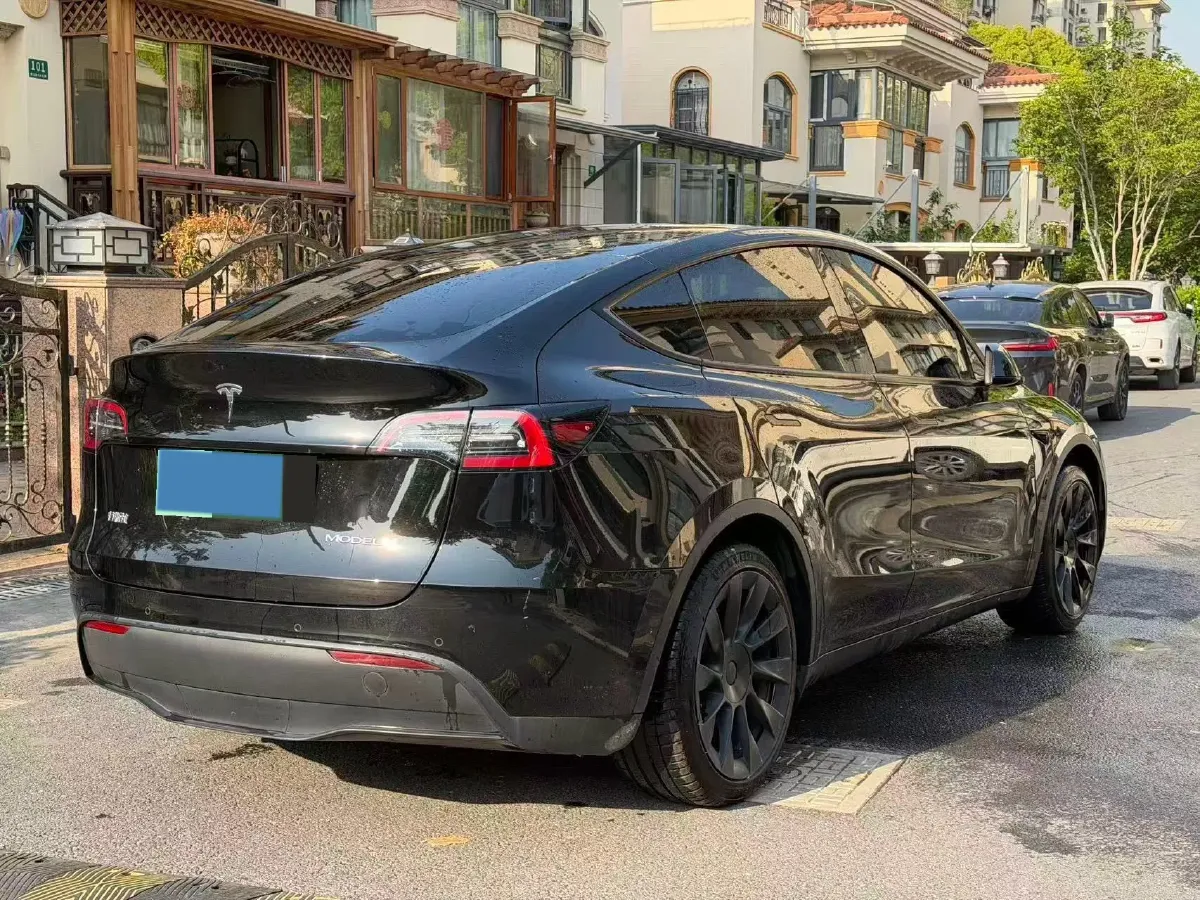 2022 Tesla Model Y BEV 60KWH,autocango,china used car exporter,china ev exporter,chinese used car exporter,chinese used ev exporter