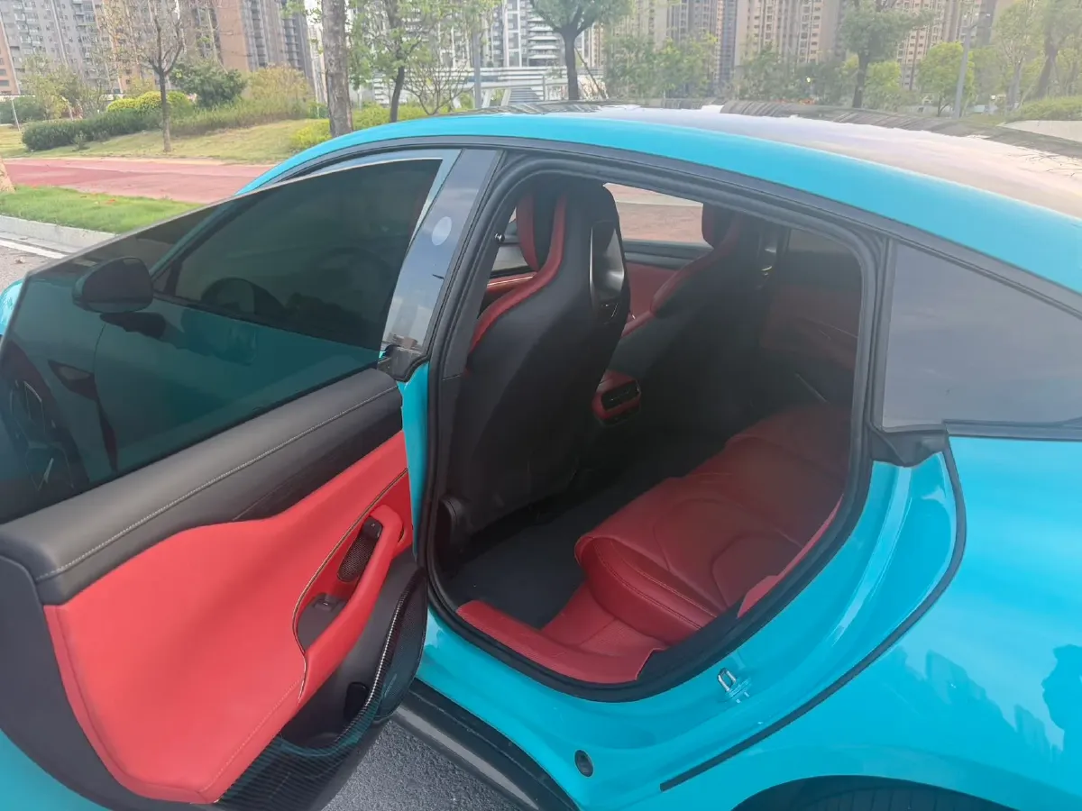 2024 MI SU7 BEV 73.6KWH,autocango,china used car exporter,china ev exporter,chinese used car exporter,chinese used ev exporter