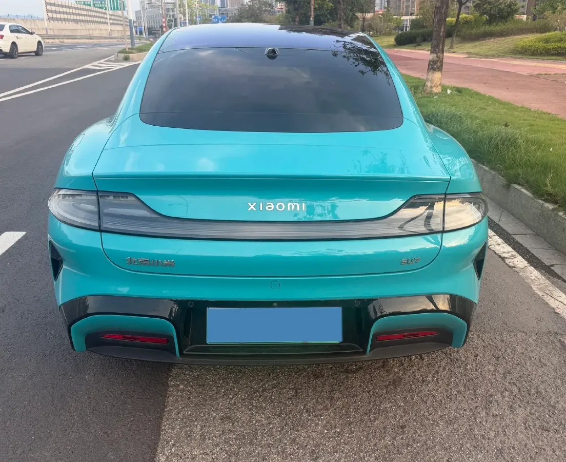 2024 MI SU7 BEV 73.6KWH,autocango,china used car exporter,china ev exporter,chinese used car exporter,chinese used ev exporter