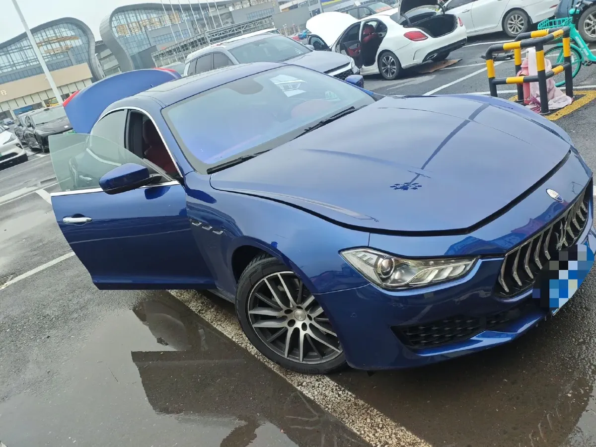 2019 Maserati Ghibli 3.0T 350HP V6 8AT,autocango,china used car exporter,china ev exporter,chinese used car exporter,chinese used ev exporter