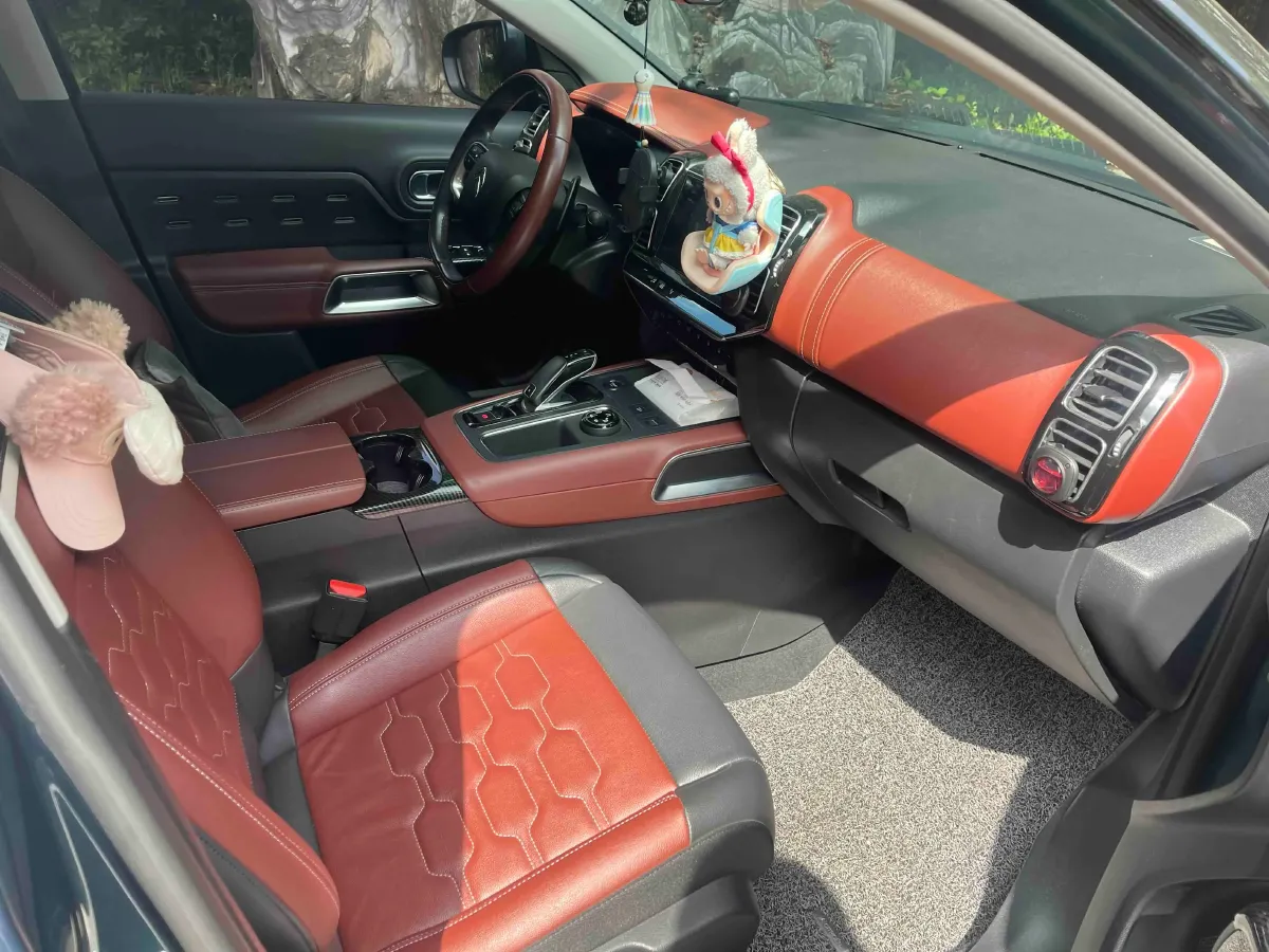 2020 Citroen C5 Aircross 1.8T 211HP L4 8AT,autocango,china used car exporter,china ev exporter,chinese used car exporter,chinese used ev exporter