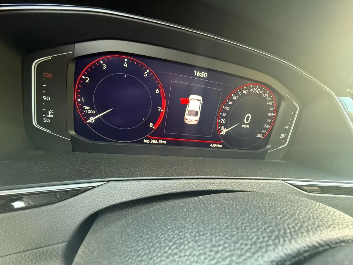 2025 Volkswagen Magotan 2.0T 186HP L4 7DCT,autocango,china used car exporter,china ev exporter,chinese used car exporter,chinese used ev exporter