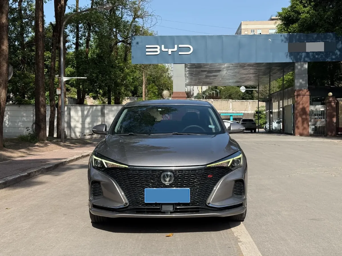 2020 ChangAn Eado 1.4T 158HP L4 7DCT,autocango,china used car exporter,china ev exporter,chinese used car exporter,chinese used ev exporter