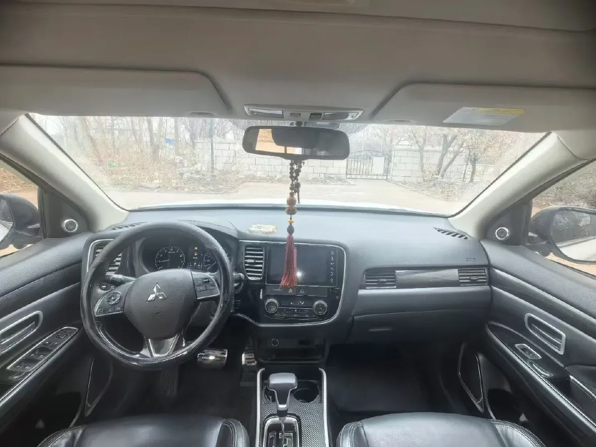 2019 Mitsubishi Outlander 2.0L 166HP L4 CVT,autocango,china used car exporter,china ev exporter,chinese used car exporter,chinese used ev exporter
