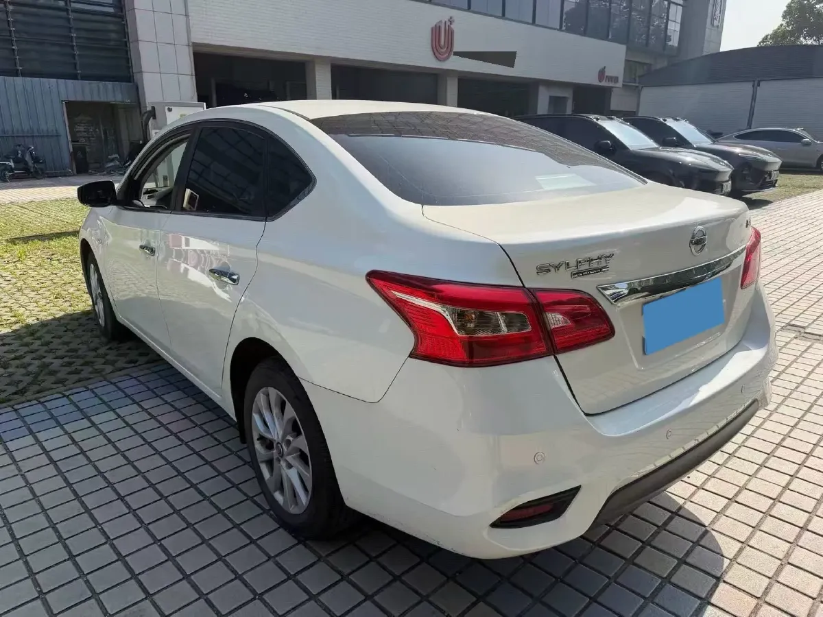 2022 Nissan Sylphy 1.6L 122HP L4 CVT,autocango,china used car exporter,china ev exporter,chinese used car exporter,chinese used ev exporter