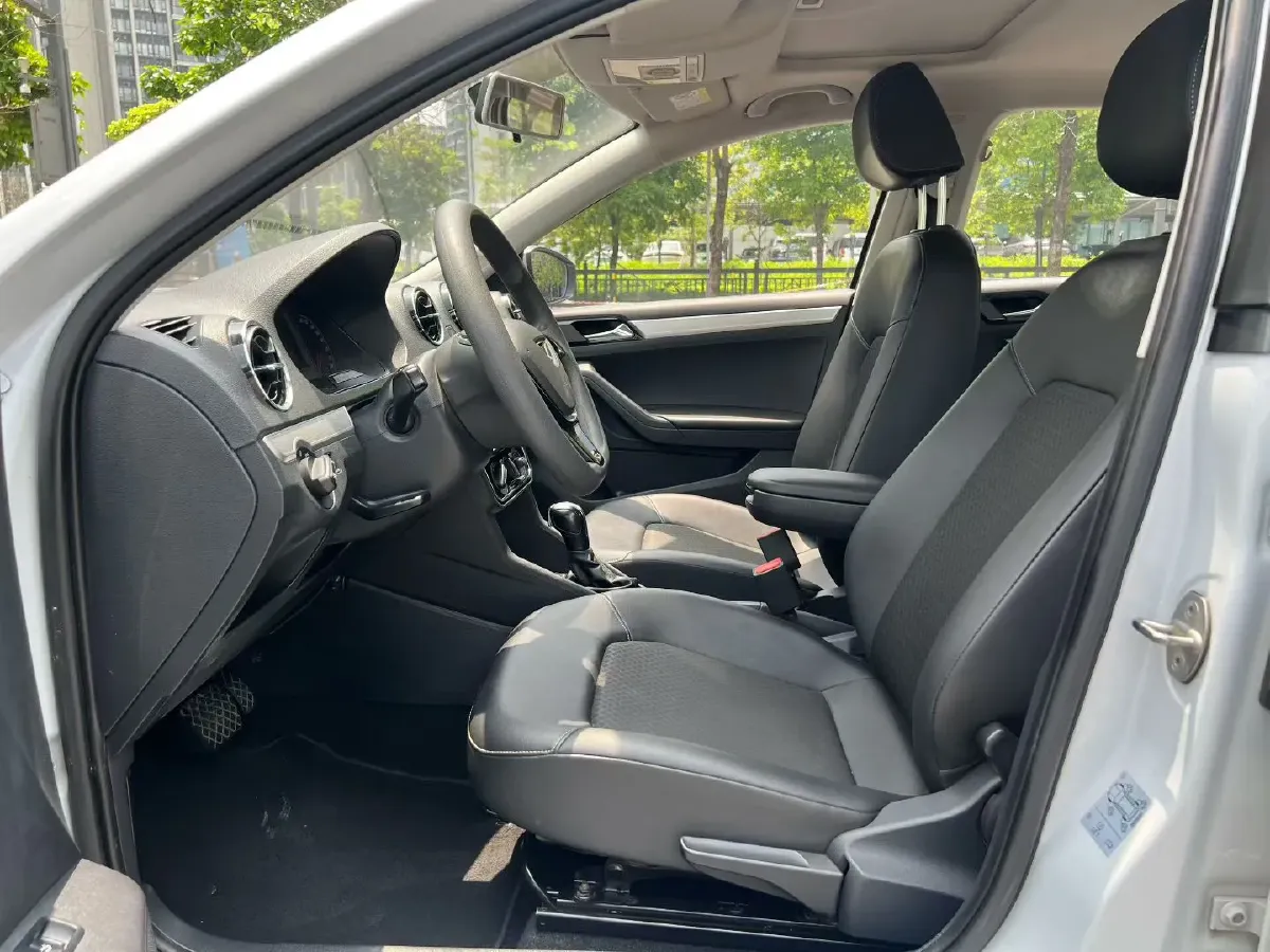 2019 Jetta VA3 1.5L 112HP L4 6AT,autocango,china used car exporter,china ev exporter,chinese used car exporter,chinese used ev exporter