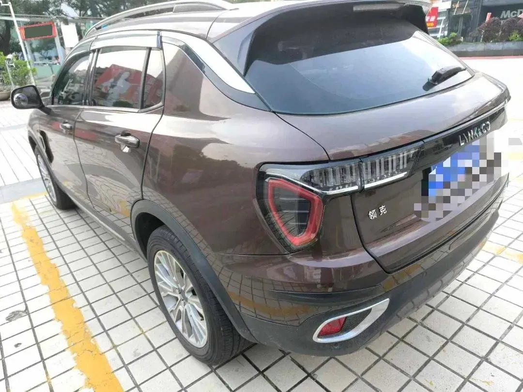 2017 Zotye SR9 2.0T 190HP L4 6DCT,autocango,china used car exporter,china ev exporter,chinese used car exporter,chinese used ev exporter