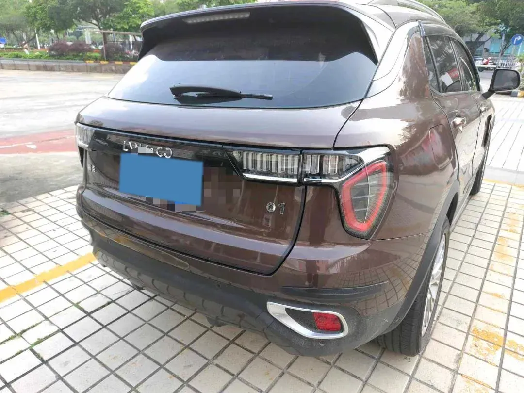 2017 Zotye SR9 2.0T 190HP L4 6DCT,autocango,china used car exporter,china ev exporter,chinese used car exporter,chinese used ev exporter