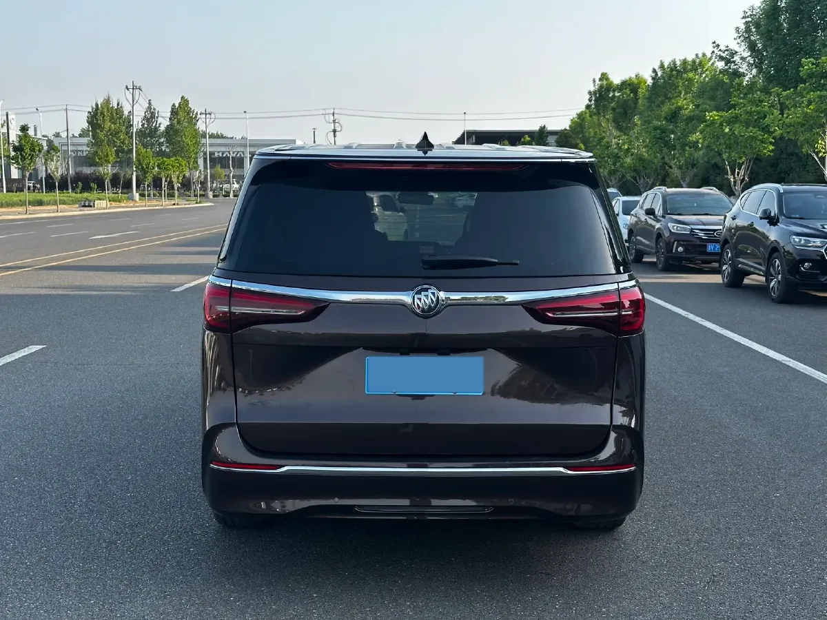2020 Buick GL8 2.0T 237HP L4 9AT,autocango,china used car exporter,china ev exporter,chinese used car exporter,chinese used ev exporter