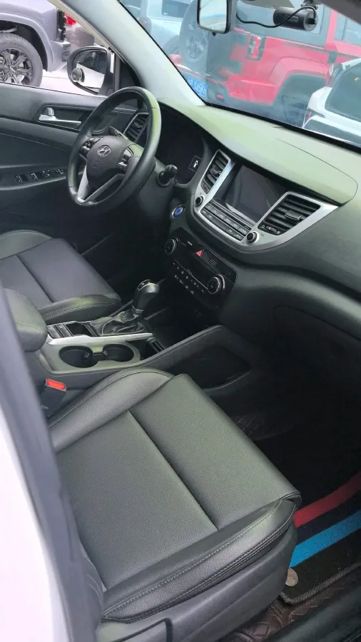 2018 Hyundai Tucson 1.6T 177HP L4 7DCT,autocango,china used car exporter,china ev exporter,chinese used car exporter,chinese used ev exporter