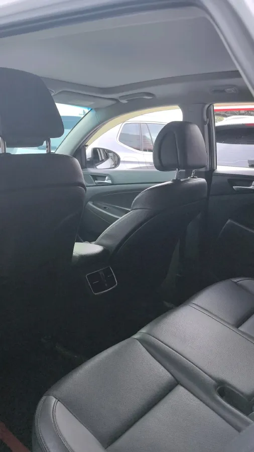 2018 Hyundai Tucson 1.6T 177HP L4 7DCT,autocango,china used car exporter,china ev exporter,chinese used car exporter,chinese used ev exporter