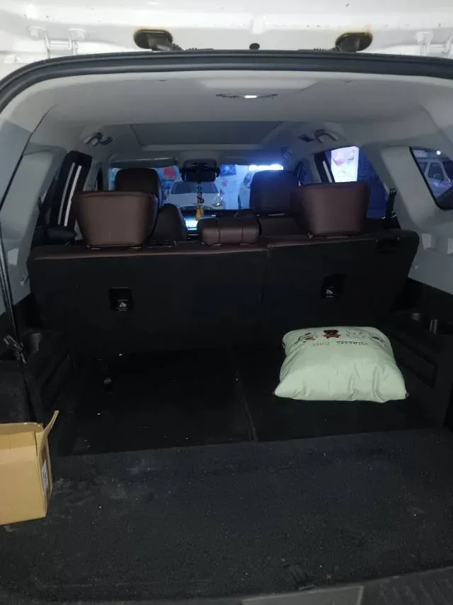 2024 Chery Tiggo 8 PRO 2.0T 254HP L4 8AT,autocango,china used car exporter,china ev exporter,chinese used car exporter,chinese used ev exporter