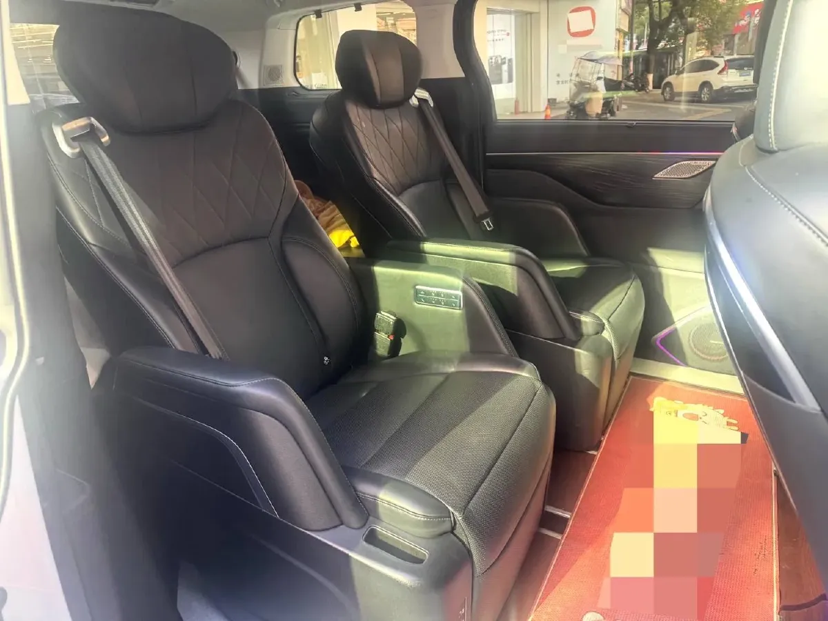 2024 Mercedes-Benz C Class 1.5T 204HP L4 9AT,autocango,china used car exporter,china ev exporter,chinese used car exporter,chinese used ev exporter