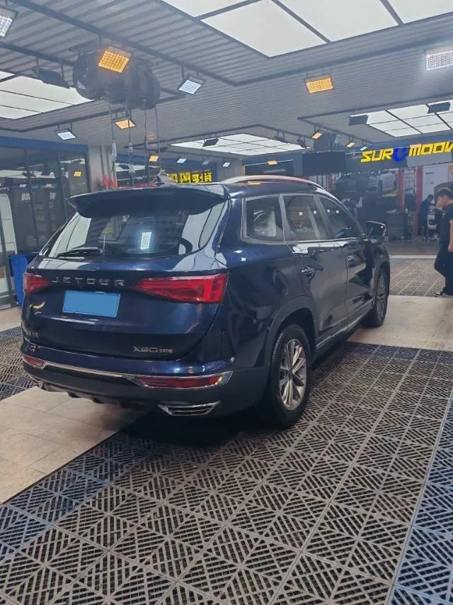 2020 Jetour X90 1.5T 156HP L4 6MT,autocango,china used car exporter,china ev exporter,chinese used car exporter,chinese used ev exporter