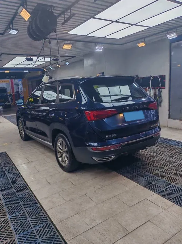 2020 Jetour X90 1.5T 156HP L4 6MT,autocango,china used car exporter,china ev exporter,chinese used car exporter,chinese used ev exporter