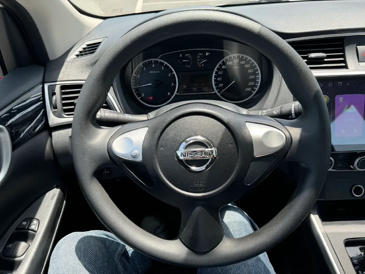 2024 Nissan Sylphy 1.6L 122HP L4 CVT,autocango,china used car exporter,china ev exporter,chinese used car exporter,chinese used ev exporter