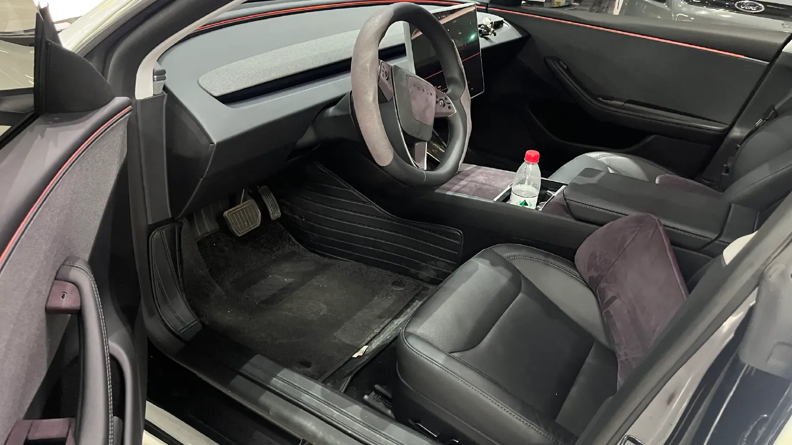 2025 Tesla Model 3 BEV 62.5KWH,autocango,china used car exporter,china ev exporter,chinese used car exporter,chinese used ev exporter