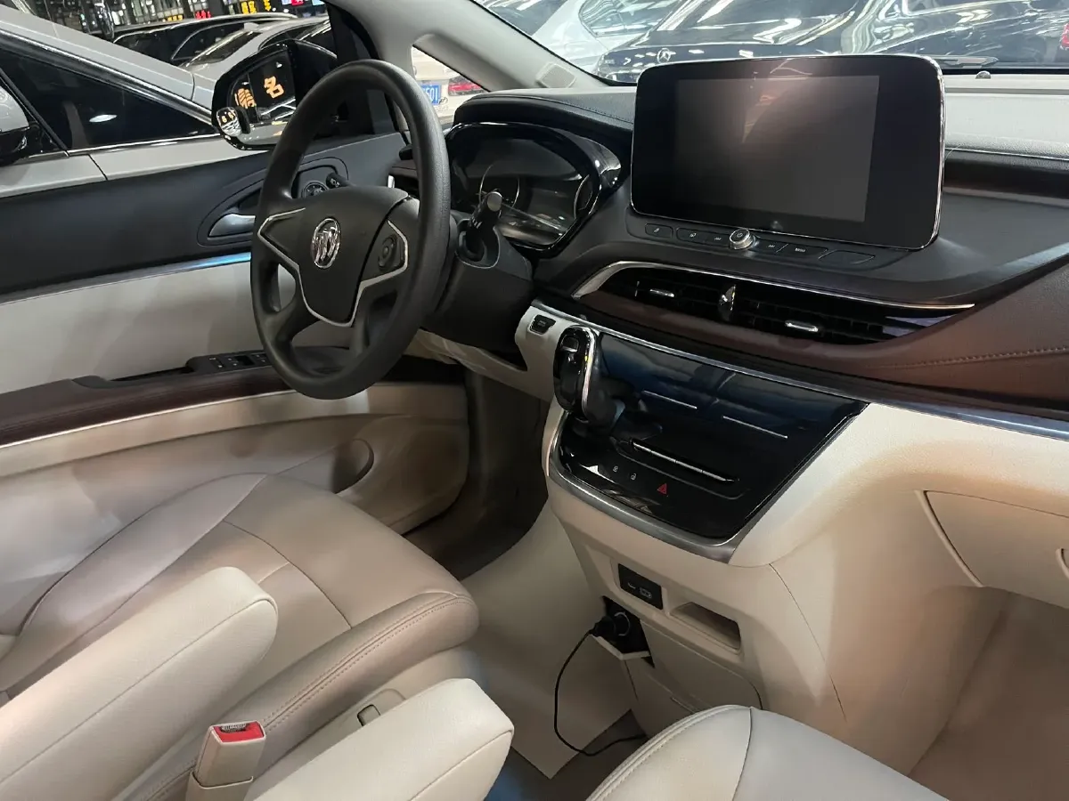 2021 Buick GL8 2.0T 237HP L4 9AT,autocango,china used car exporter,china ev exporter,chinese used car exporter,chinese used ev exporter