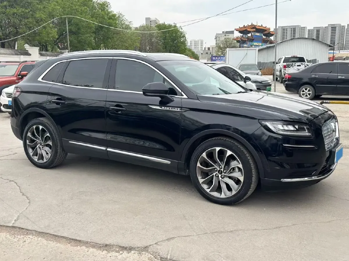 2021 Lincoln Nautilus 2.0T 245HP L4 8AT,autocango,china used car exporter,china ev exporter,chinese used car exporter,chinese used ev exporter