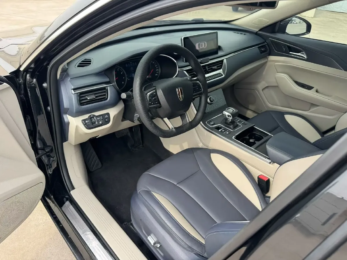 2020 HongQi H5 1.8T 197HP L4 6AT,autocango,china used car exporter,china ev exporter,chinese used car exporter,chinese used ev exporter