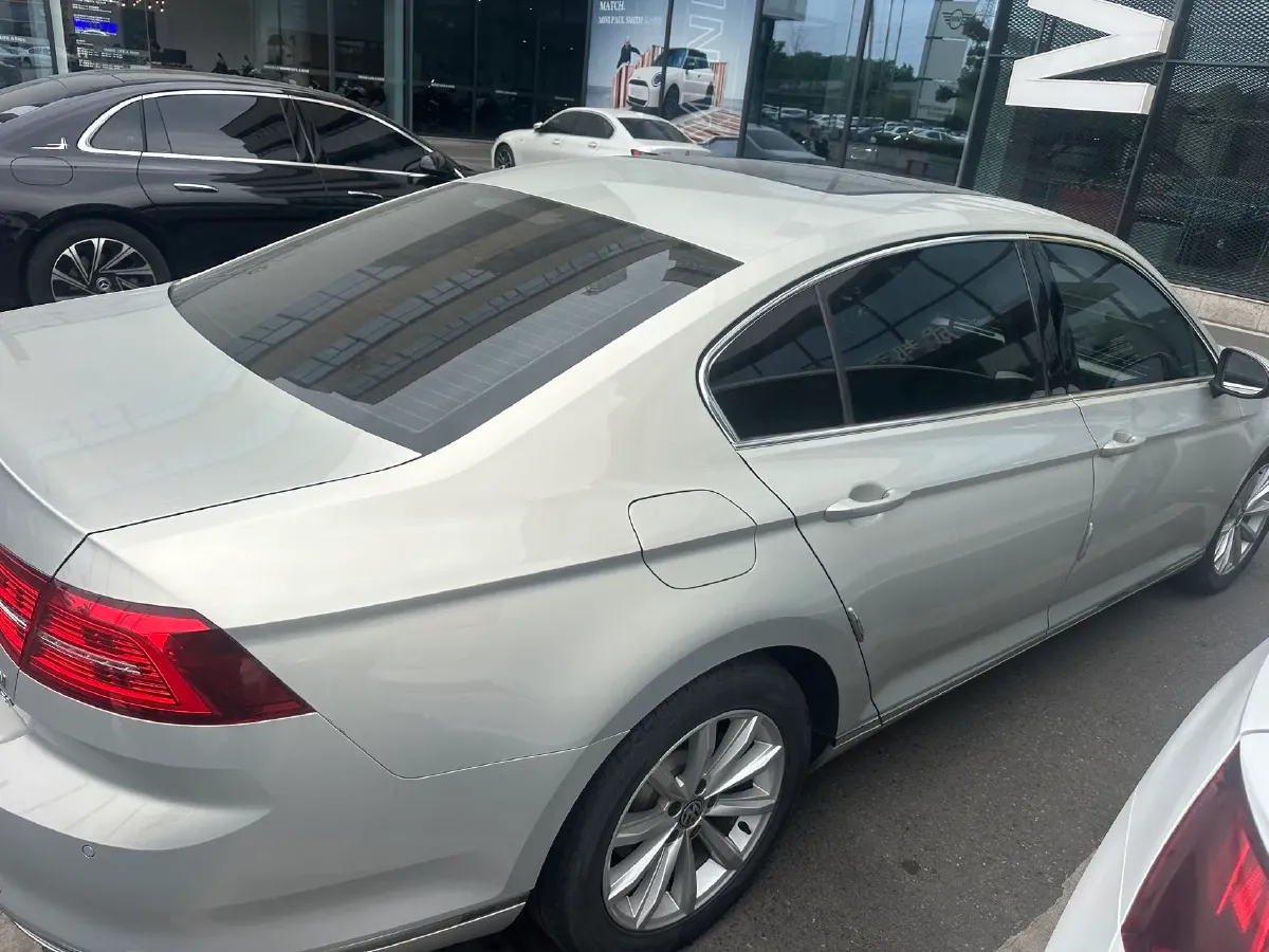 2019 Chevrolet Malibu XL 2.0T 241HP L4 9AT,autocango,china used car exporter,china ev exporter,chinese used car exporter,chinese used ev exporter