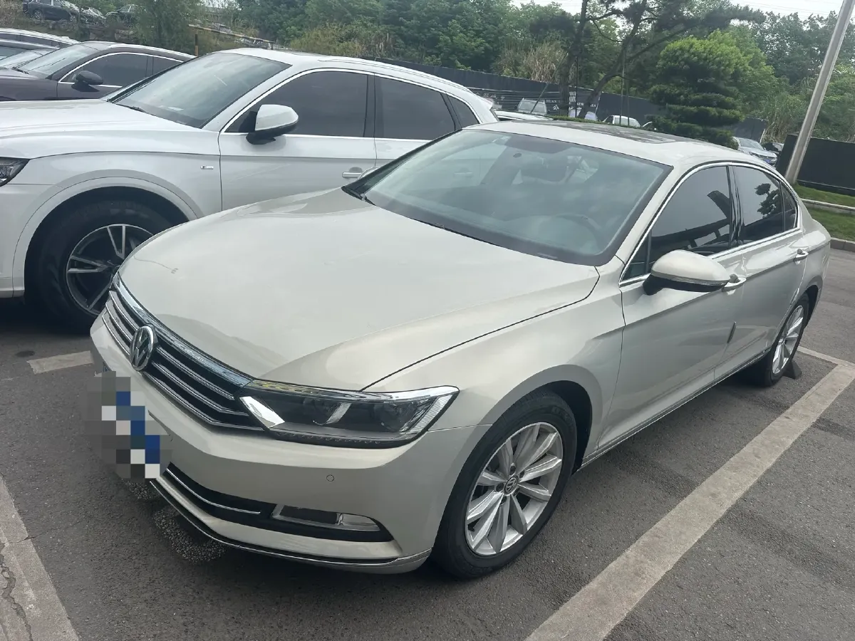 2019 Chevrolet Malibu XL 2.0T 241HP L4 9AT,autocango,china used car exporter,china ev exporter,chinese used car exporter,chinese used ev exporter