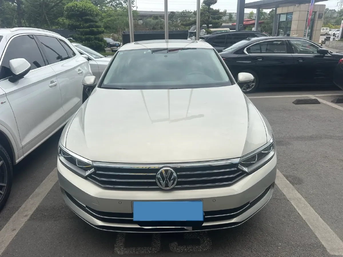 2019 Chevrolet Malibu XL 2.0T 241HP L4 9AT,autocango,china used car exporter,china ev exporter,chinese used car exporter,chinese used ev exporter