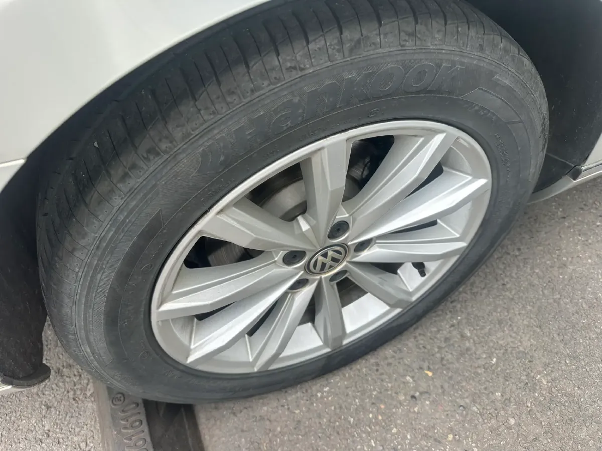 2019 Chevrolet Malibu XL 2.0T 241HP L4 9AT,autocango,china used car exporter,china ev exporter,chinese used car exporter,chinese used ev exporter