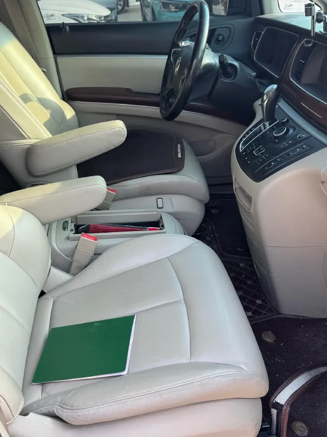 2018 Buick GL8 2.0T 260HP L4 6AT,autocango,china used car exporter,china ev exporter,chinese used car exporter,chinese used ev exporter