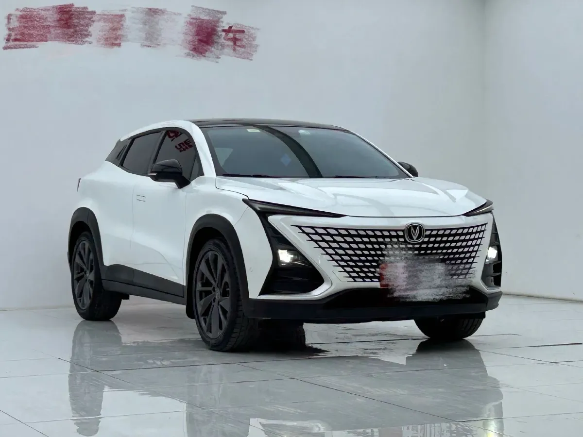 2020 ChangAn UNI-T 1.5T 180HP L4 7DCT,autocango,china used car exporter,china ev exporter,chinese used car exporter,chinese used ev exporter