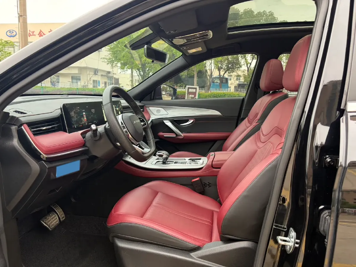 2023 Jetour X70 PRO 1.5T 156HP L4 6DCT,autocango,china used car exporter,china ev exporter,chinese used car exporter,chinese used ev exporter