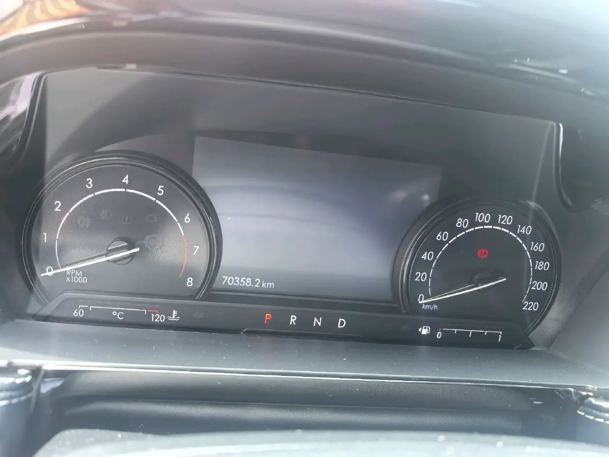 2021 Lincoln Corsair 2.0T 245HP L4 8AT,autocango,china used car exporter,china ev exporter,chinese used car exporter,chinese used ev exporter