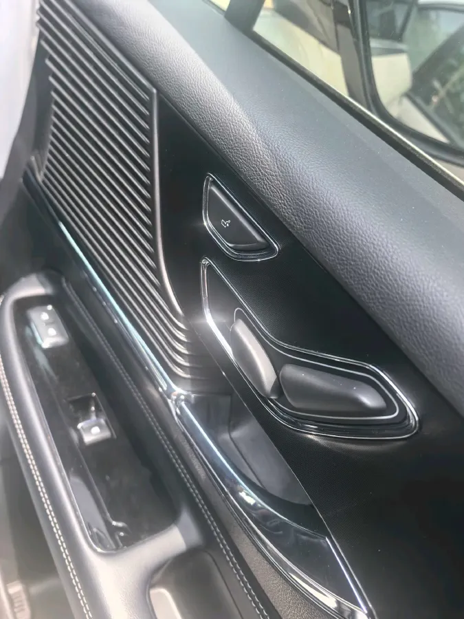 2021 Lincoln Corsair 2.0T 245HP L4 8AT,autocango,china used car exporter,china ev exporter,chinese used car exporter,chinese used ev exporter