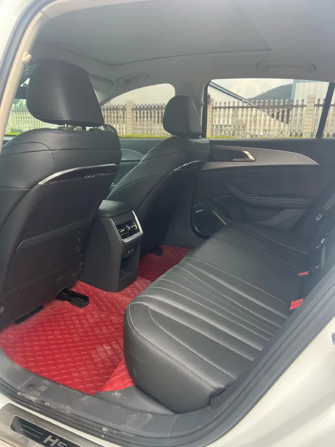 2023 HongQi H5 2.0T 224HP L4 8AT,autocango,china used car exporter,china ev exporter,chinese used car exporter,chinese used ev exporter