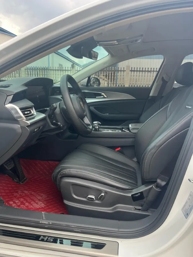 2023 HongQi H5 2.0T 224HP L4 8AT,autocango,china used car exporter,china ev exporter,chinese used car exporter,chinese used ev exporter