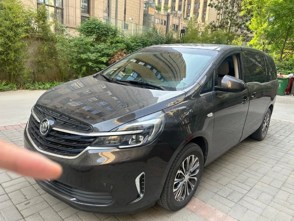 2021 Buick GL8 2.0T 237HP L4 9AT,autocango,china used car exporter,china ev exporter,chinese used car exporter,chinese used ev exporter
