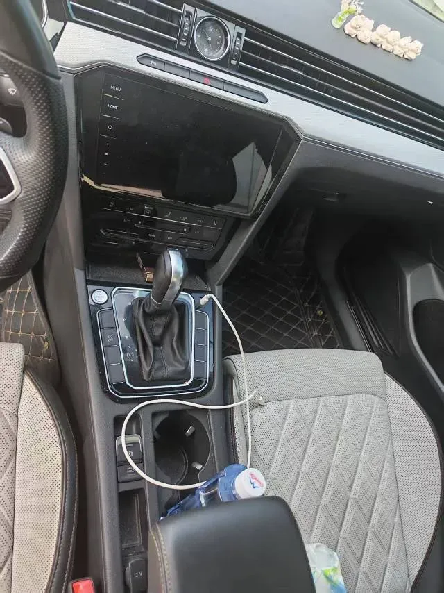 2024 Volkswagen Magotan 2.0T 186HP L4 7DCT,autocango,china used car exporter,china ev exporter,chinese used car exporter,chinese used ev exporter