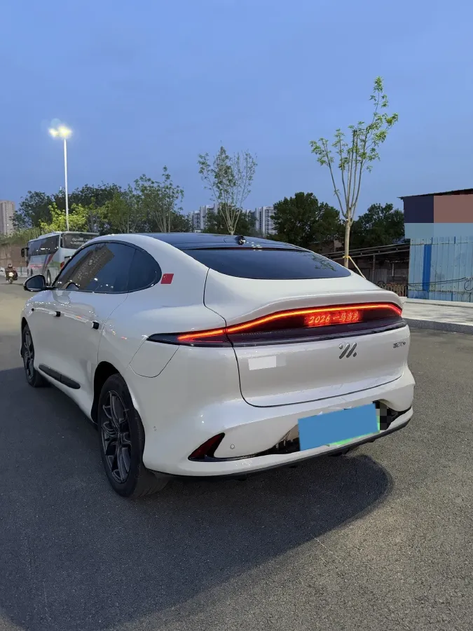 2025 IM LS6 BEV 75KWH,autocango,china used car exporter,china ev exporter,chinese used car exporter,chinese used ev exporter