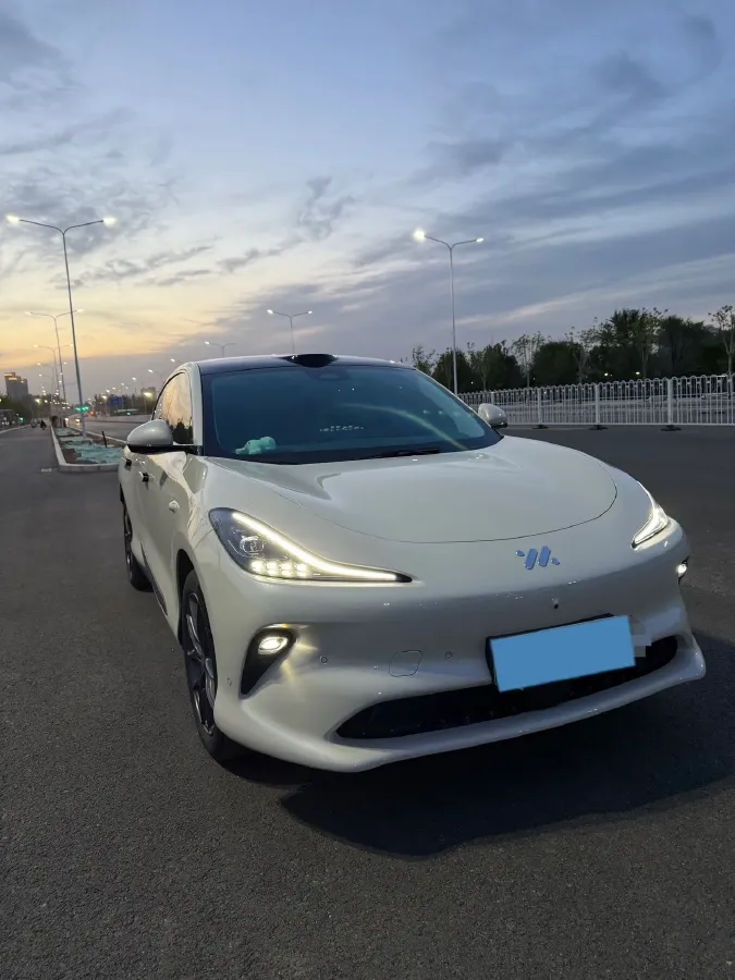 2025 IM LS6 BEV 75KWH,autocango,china used car exporter,china ev exporter,chinese used car exporter,chinese used ev exporter