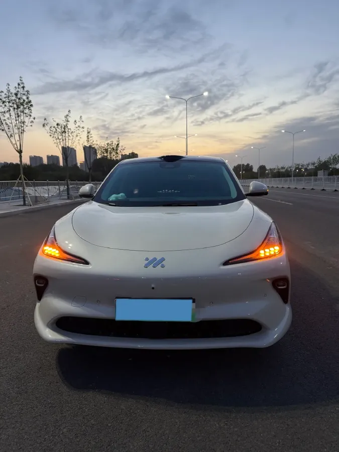 2025 IM LS6 BEV 75KWH,autocango,china used car exporter,china ev exporter,chinese used car exporter,chinese used ev exporter