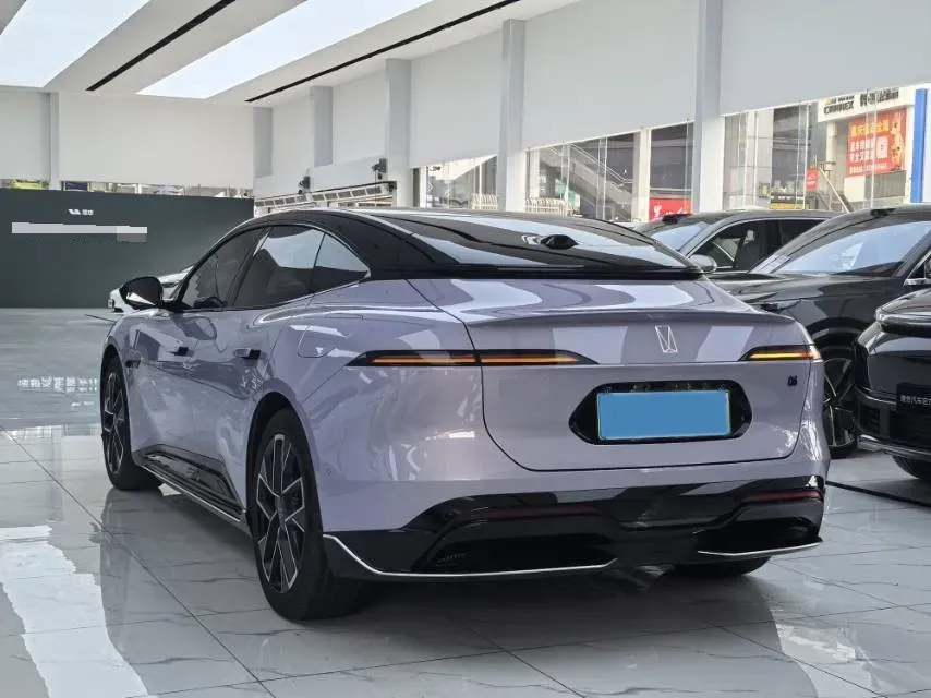 2025 Avatr 06 REEV 156HP REEV,autocango,china used car exporter,china ev exporter,chinese used car exporter,chinese used ev exporter