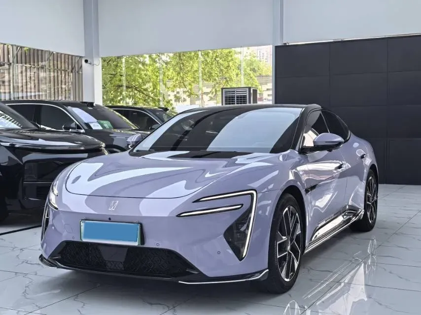 2025 Avatr 06 REEV 156HP REEV,autocango,china used car exporter,china ev exporter,chinese used car exporter,chinese used ev exporter