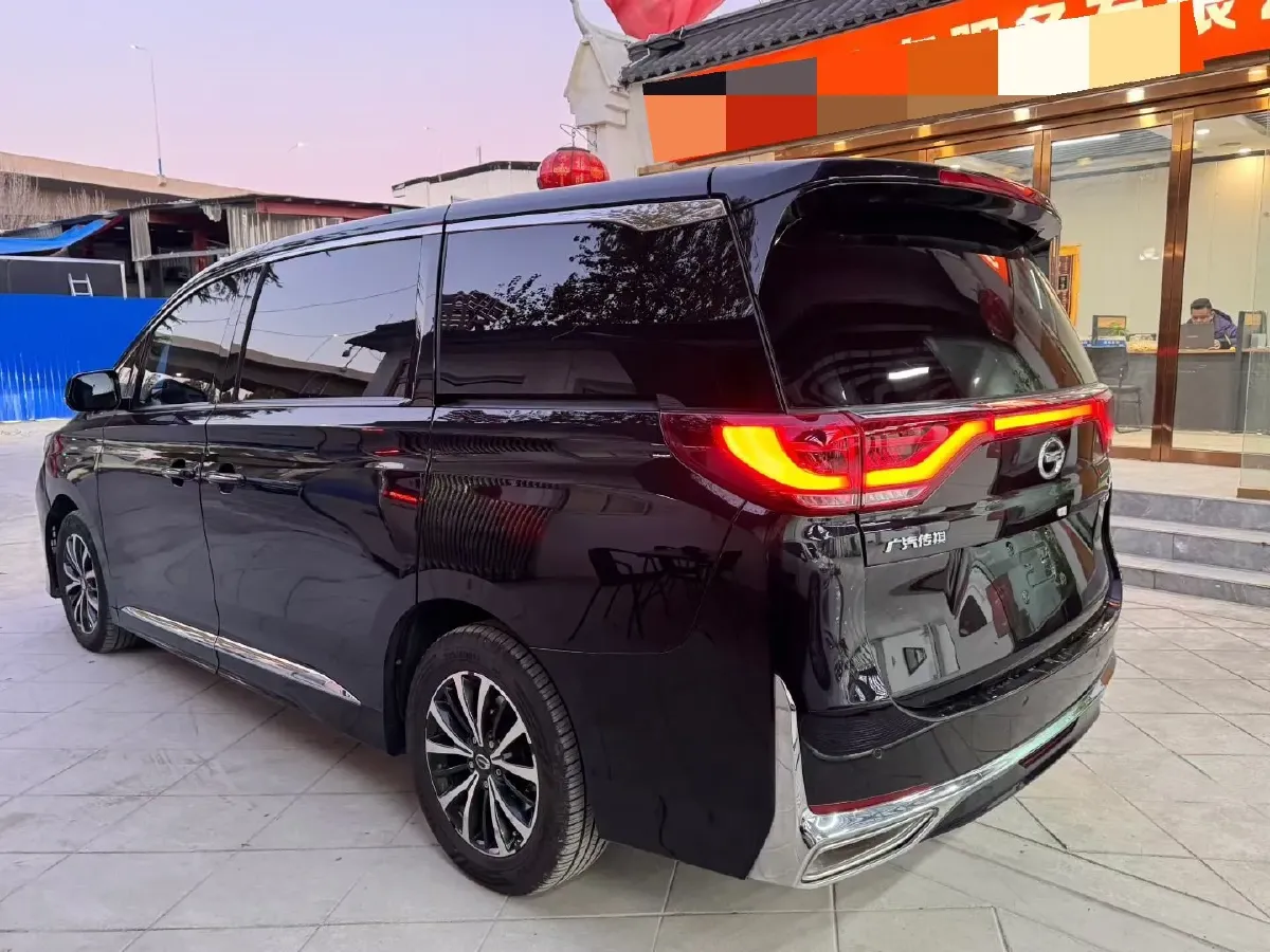 2021 GAC Trumpchi M8 2.0T 252HP L4 8AT,autocango,china used car exporter,china ev exporter,chinese used car exporter,chinese used ev exporter