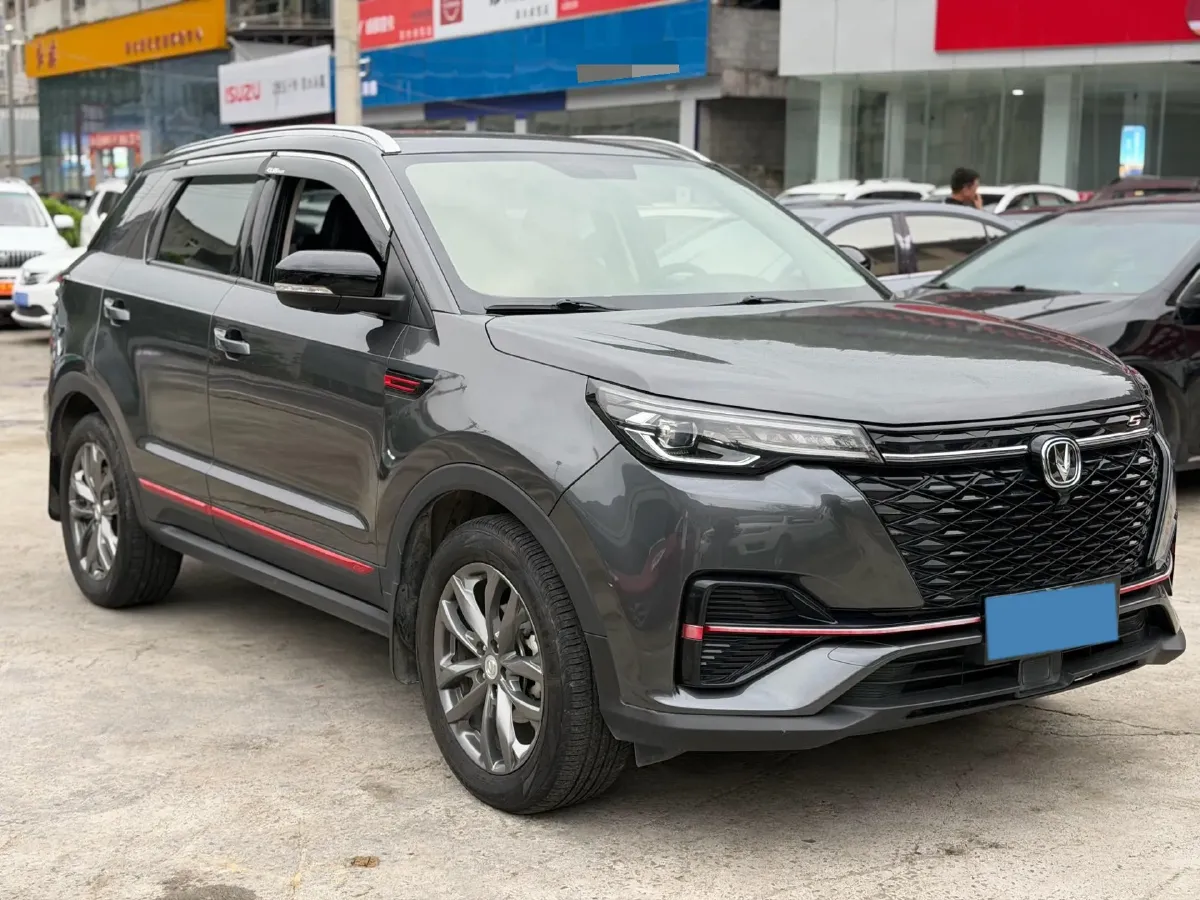 2022 ChangAn Oshan X7 Plus 1.5T 188HP L4 7DCT,autocango,china used car exporter,china ev exporter,chinese used car exporter,chinese used ev exporter