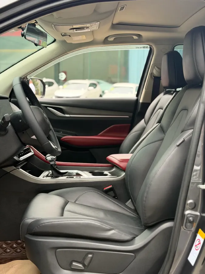 2022 ChangAn Oshan X7 Plus 1.5T 188HP L4 7DCT,autocango,china used car exporter,china ev exporter,chinese used car exporter,chinese used ev exporter