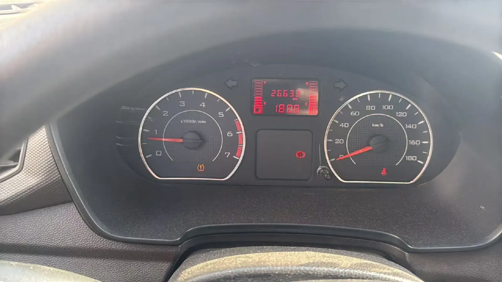 2019 WuLing RongGuang 1.5L 107HP L4 5MT,autocango,china used car exporter,china ev exporter,chinese used car exporter,chinese used ev exporter