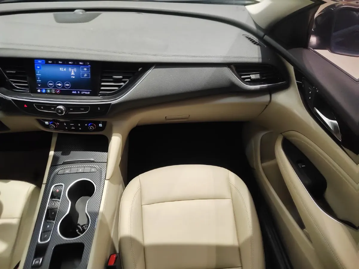 2020 Buick Regal 1.5T 169HP L4 9AT,autocango,china used car exporter,china ev exporter,chinese used car exporter,chinese used ev exporter