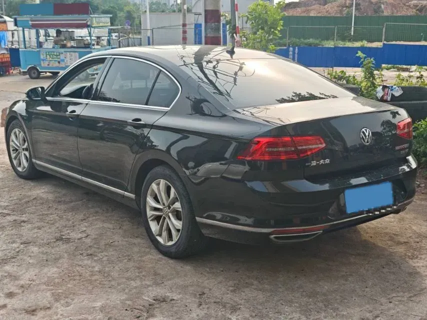 2019 Volkswagen Magotan 2.0T 186HP L4 7DCT,autocango,china used car exporter,china ev exporter,chinese used car exporter,chinese used ev exporter