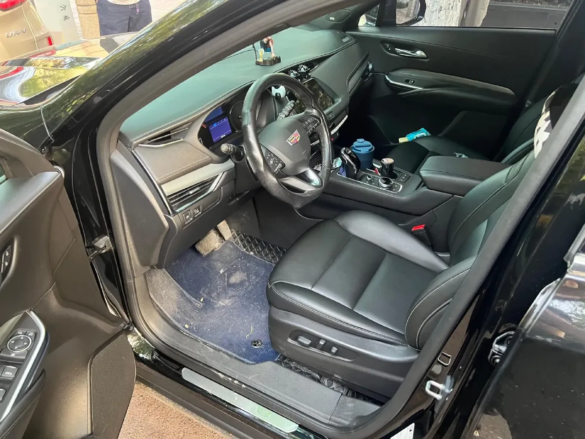 2021 Cadillac XT4 2.0T 237HP L4 9AT,autocango,china used car exporter,china ev exporter,chinese used car exporter,chinese used ev exporter