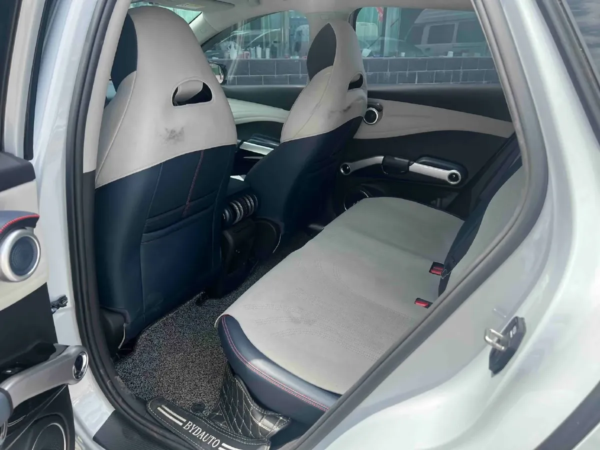 2022 Hycan Z03 BEV 64.23KWH,autocango,china used car exporter,china ev exporter,chinese used car exporter,chinese used ev exporter